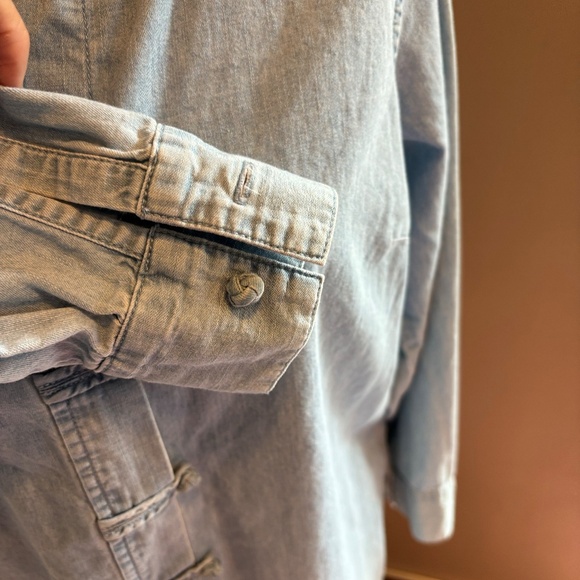 J Jill chambray french knot button down shirt - Picture 4 of 9